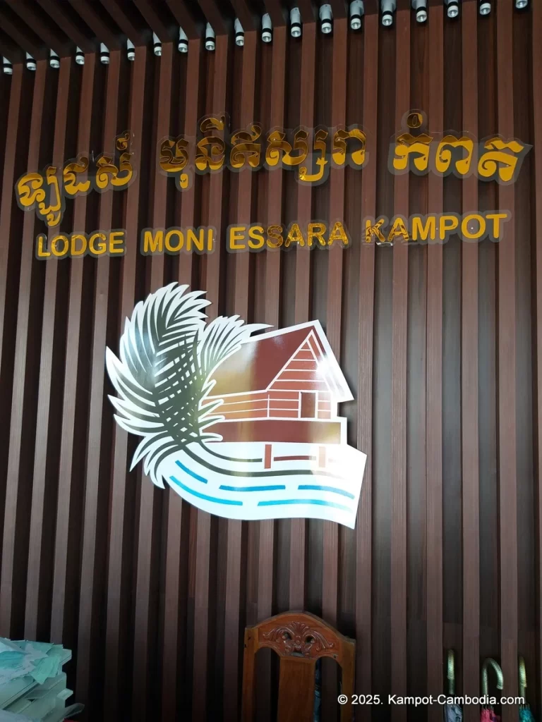 Lodge Moni Essara Resort in Kampot, Cambodia. Kampot's Top Resorts.