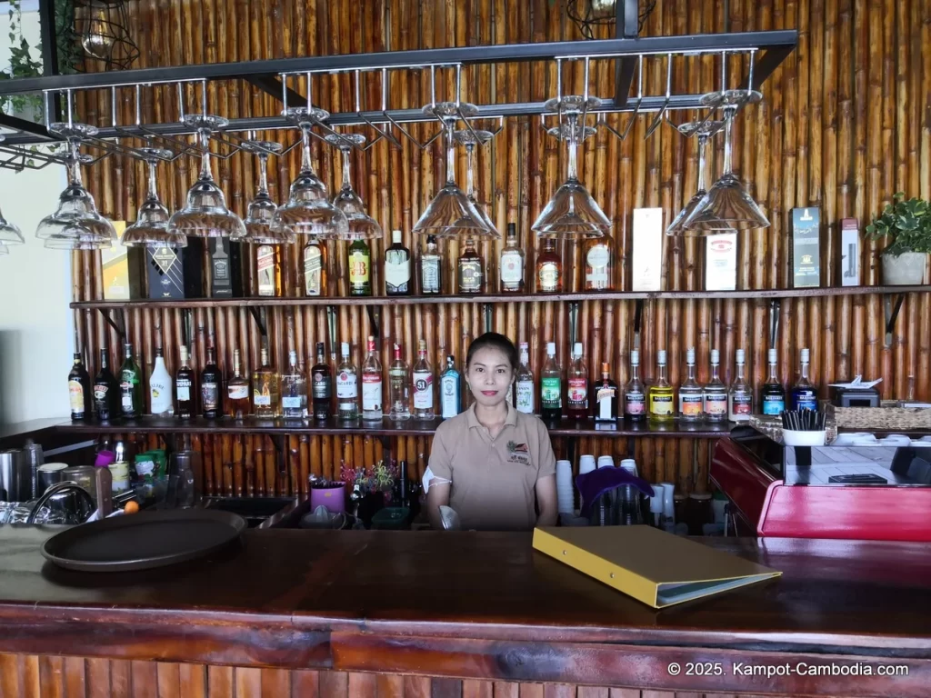 Lodge Moni Essara Resort in Kampot, Cambodia. Kampot's Top Resorts.