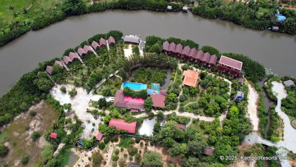 Lodge Moni Essara Resort in Kampot, Cambodia. Kampot's Top Resorts.
