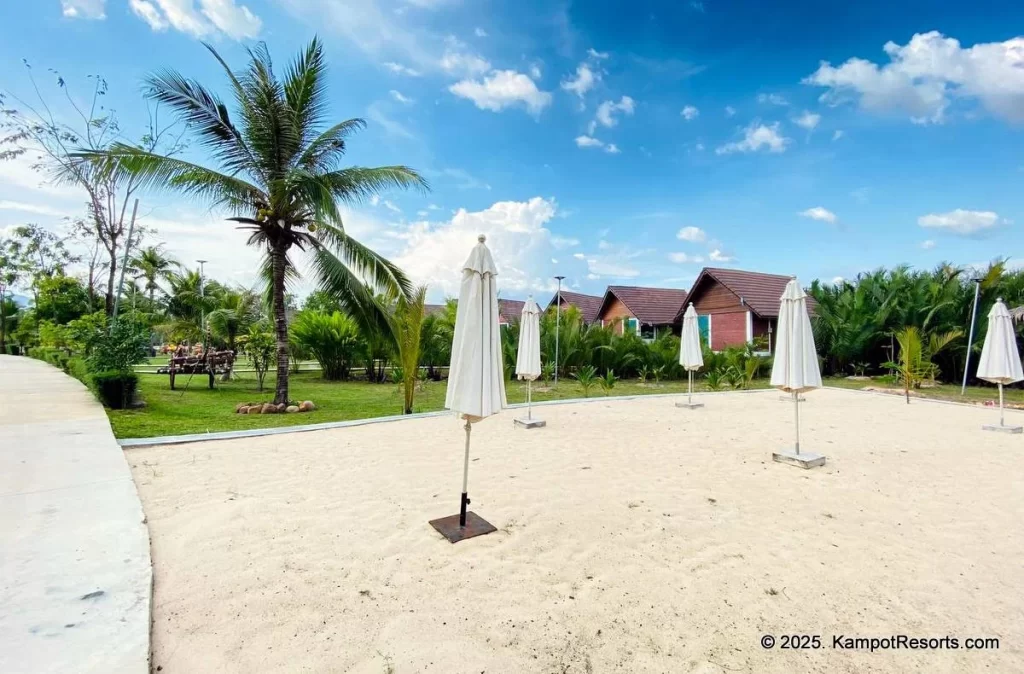 Lodge Moni Essara Resort in Kampot, Cambodia. Kampot's Top Resorts.