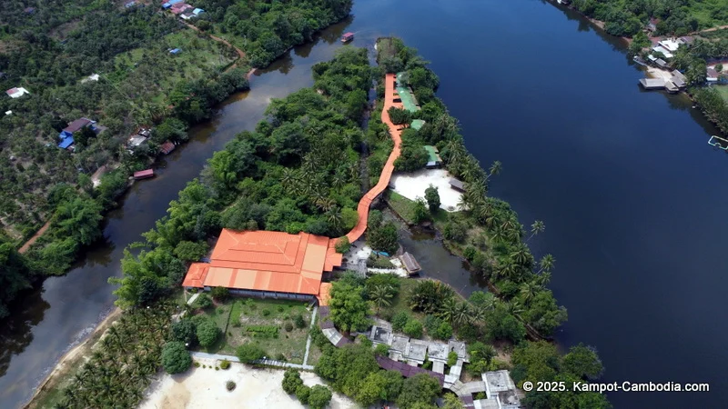 Peam Snea Resort in Kampot, Cambodia. Kampot's Top Resorts.