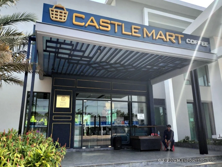 Castle Bayview Resort & Spa in Kampot, Cambodia. Kampot's Top Resorts.