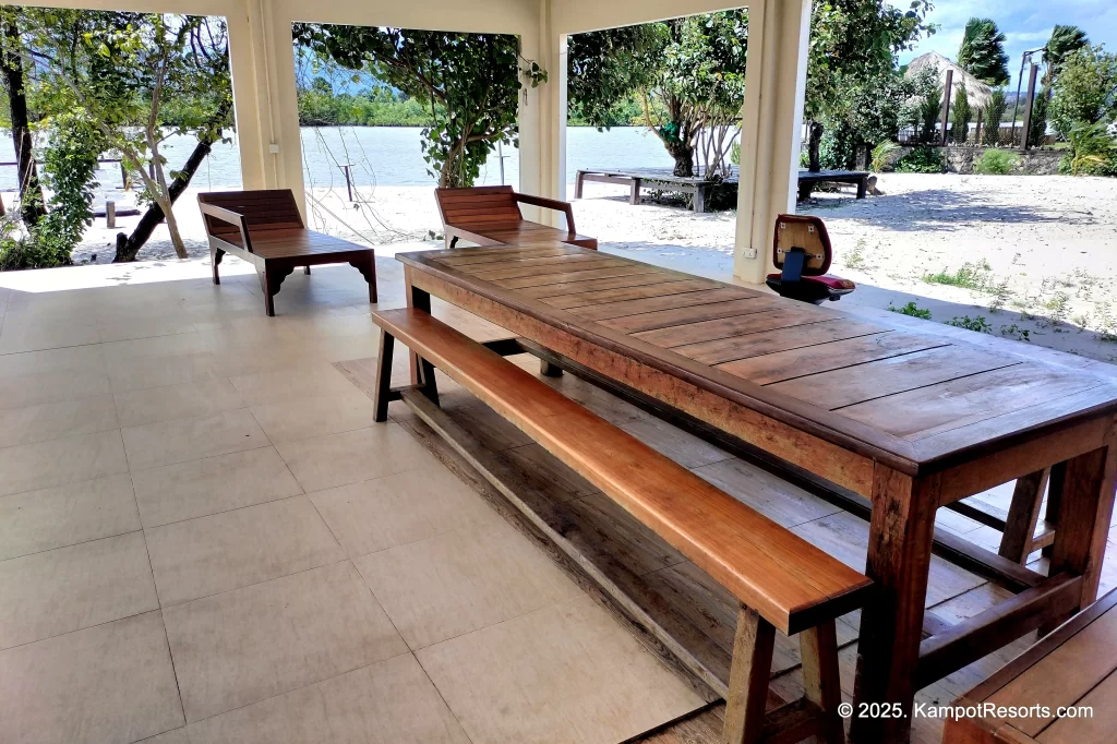 Komsan Kampot Resort in Kampot, Cambodia. Kampot's Top Resorts.