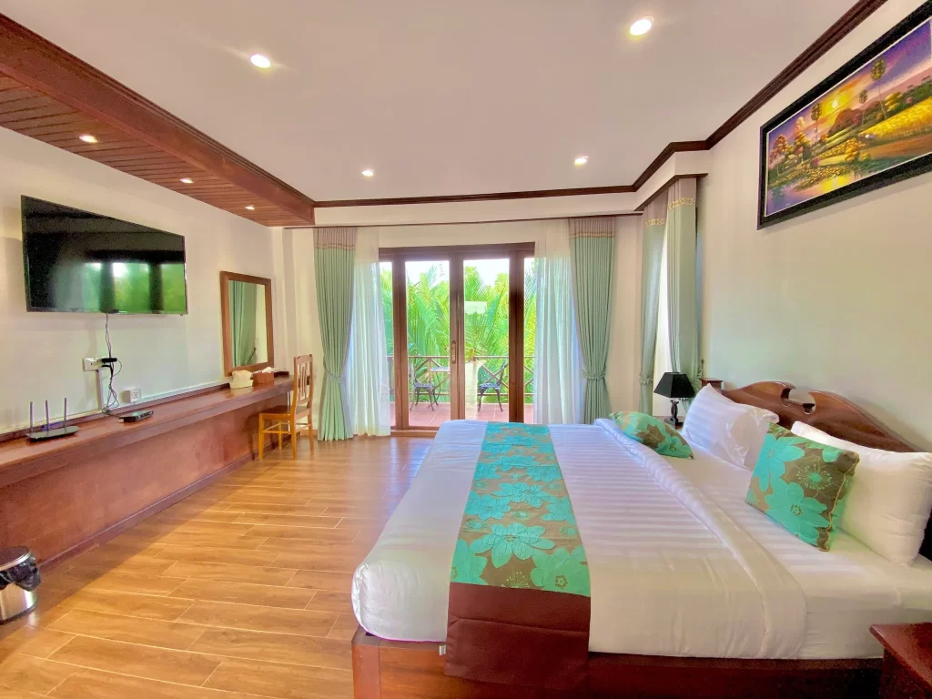 Lodge Moni Essara Resort in Kampot, Cambodia. Kampot's Top Resorts.